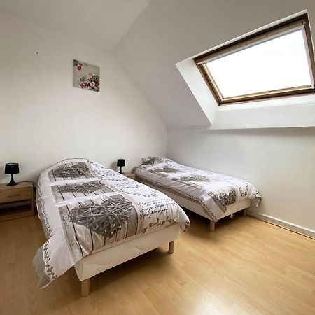 Appartement Tout Confort En Centre-Ville Cosne-Cours-Sur-Loire Ngoại thất bức ảnh