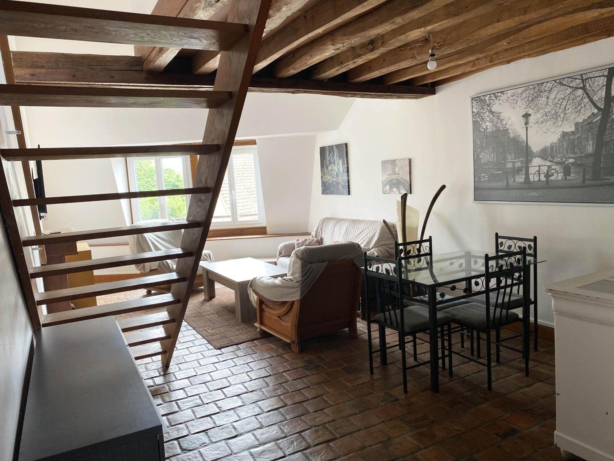 Appartement Tout Confort En Centre-Ville Cosne-Cours-Sur-Loire Ngoại thất bức ảnh