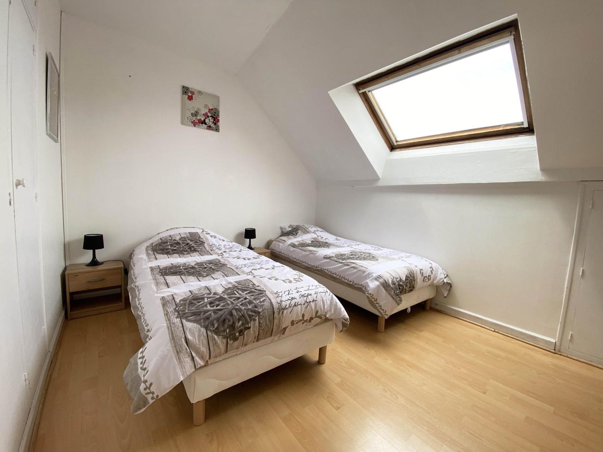 Appartement Tout Confort En Centre-Ville Cosne-Cours-Sur-Loire Ngoại thất bức ảnh